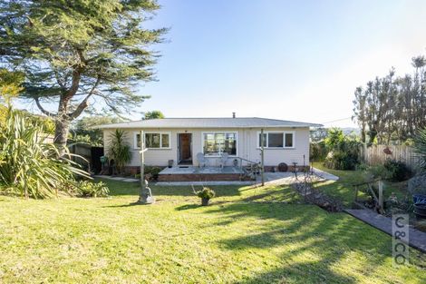 Photo of property in 67 Garfield Road, Helensville, 0800