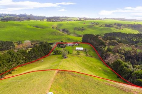 Photo of property in 179 Taiapa Road, Muriwai, Waimauku, 0881