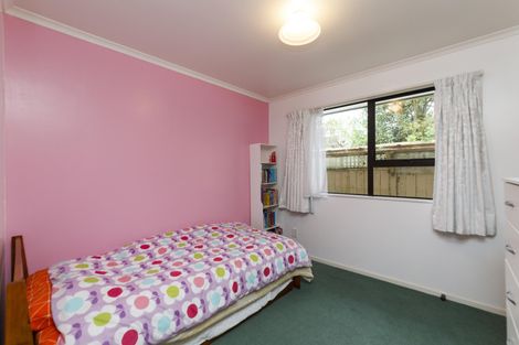 Photo of property in 1 Wincanton Place, Awapuni, Palmerston North, 4412