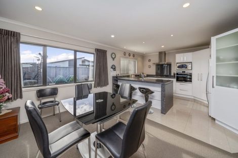 Photo of property in 3 Rawiri Drive, Bell Block, New Plymouth, 4312