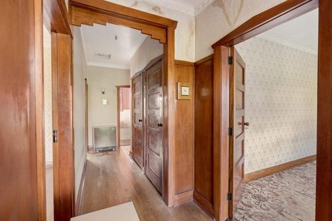 Photo of property in 32 Mornington Road, Balaclava, Dunedin, 9011