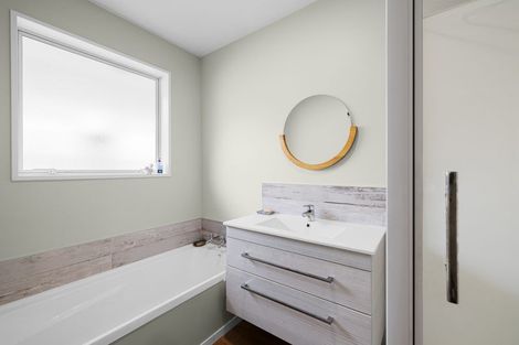 Photo of property in 7 Malthouse Lane, Heathcote Valley, Christchurch, 8022