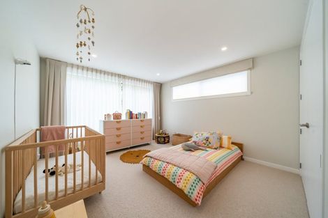 Photo of property in 8 Ramarama Lane, Crofton Downs, Wellington, 6035