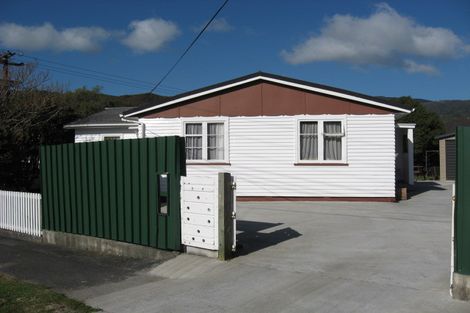 Photo of property in 1 Short Street, Wainuiomata, Lower Hutt, 5014