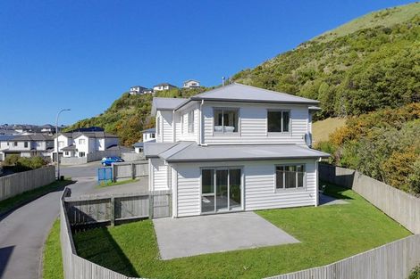 Photo of property in 12 Gatley Grove, Churton Park, Wellington, 6037