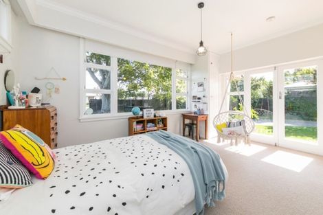 Photo of property in 13 Avenue Road, Greenmeadows, Napier, 4112