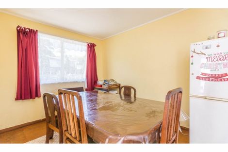 Photo of property in 1 Leo Street, Glen Eden, Auckland, 0602