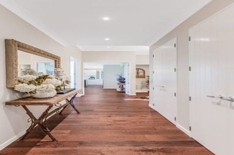 Photo of property in 61a Whitford Park Road, Whitford, Manurewa, 2576