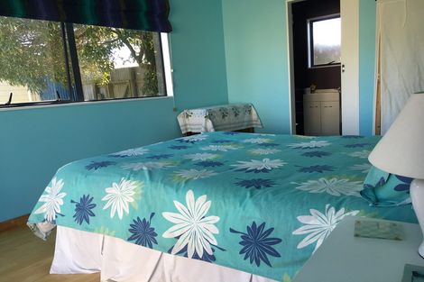 Photo of property in 13 Te Paerahi Road, Porangahau, 4293