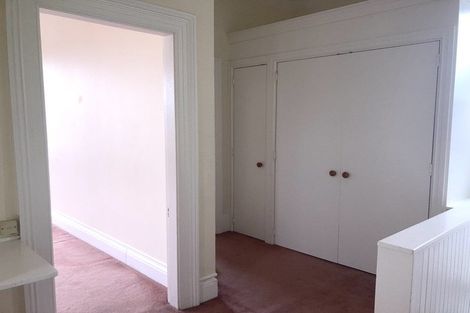 Photo of property in 15 Kenwyn Terrace, Newtown, Wellington, 6021