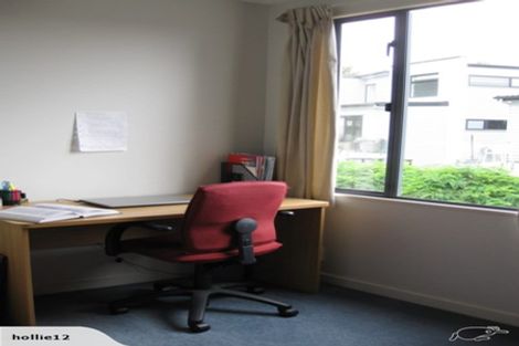 Photo of property in 4 Oakford Close, Riccarton, Christchurch, 8011