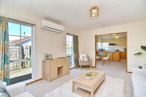 Photo of property in 2/12 Lagan Street, Belfast, Christchurch, 8051