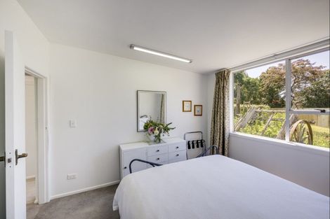 Photo of property in 84 Middle Road, Havelock North, 4130