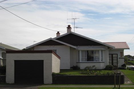 Photo of property in 103 Alma Road, Gonville, Whanganui, 4501