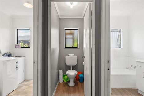 Photo of property in 16 Dearle Street, Paeroa, 3600