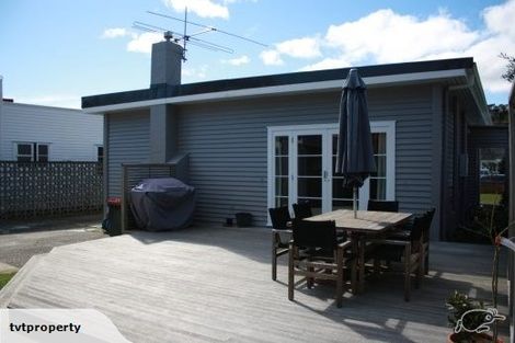 Photo of property in 76 Strathmore Avenue, Strathmore Park, Wellington, 6022