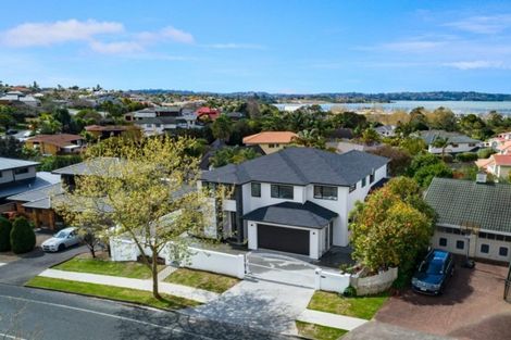 Photo of property in 46 Marina View Drive, West Harbour, Auckland, 0618