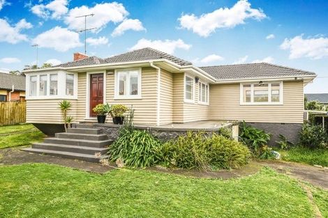 Photo of property in 71 Hamlin Road, Mount Wellington, Auckland, 1060