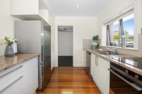 Photo of property in 1/7 Pinero Place, Bucklands Beach, Auckland, 2014