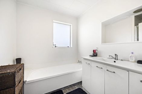 Photo of property in 22 Hoturoa Place, Manurewa, Auckland, 2102