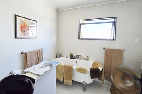 Photo of property in 97 The Esplanade, Westshore, Napier, 4110