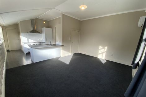 Photo of property in 71 Waldegrave Street, Palmerston North, 4410