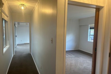 Photo of property in 40 Tiraumea Drive, Pakuranga, Auckland, 2010