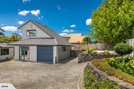 Photo of property in 14a Pounamu Avenue, Greenhithe, Auckland, 0632