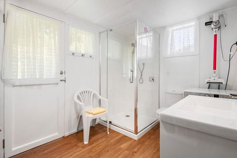 Photo of property in 18 Alexander Avenue, Torbay, Auckland, 0630