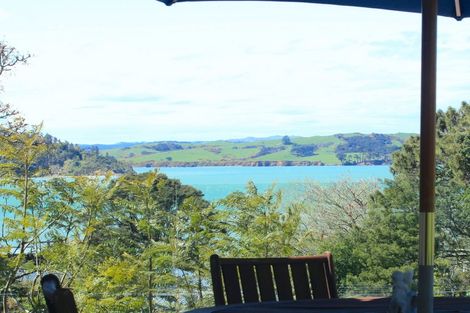 Photo of property in 17 Cambrae Road, Raglan, 3225