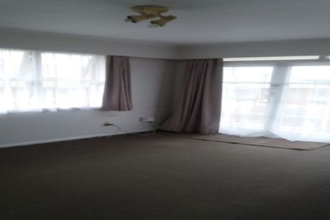 Photo of property in 2/5 Amandale Avenue, Mount Albert, Auckland, 1025