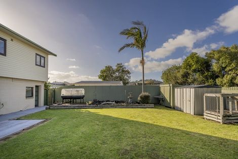 Photo of property in 7 Hicks Place, Cooks Beach, Whitianga, 3591