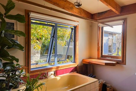 Photo of property in 21 Grove Road, Haumoana, 4102