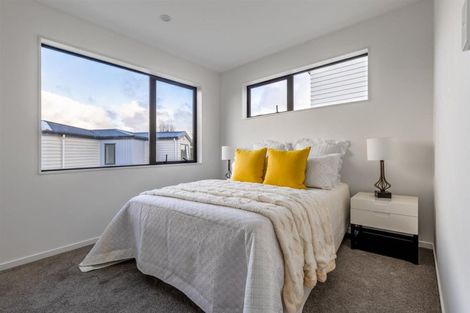 Photo of property in 62 Peninsula Road, Mangere, Auckland, 2022