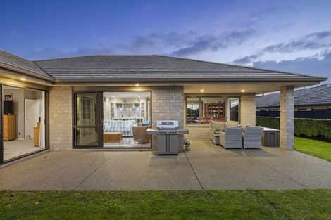Photo of property in 67 Ina Ville Drive, Pukekohe, 2120