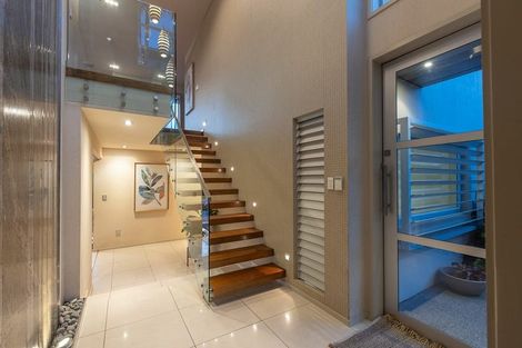 Photo of property in 42a Tindalls Bay Road, Tindalls Beach, Whangaparaoa, 0930