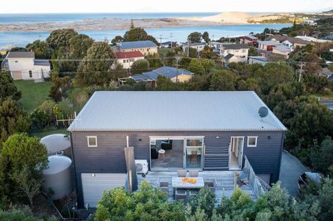 Photo of property in 36 Moir Point Road, Mangawhai Heads, Mangawhai, 0505