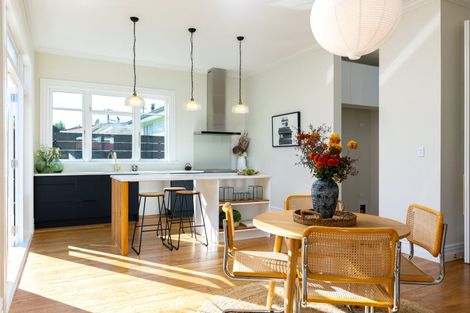 Photo of property in 95b Waikawa Road, Picton, 7220