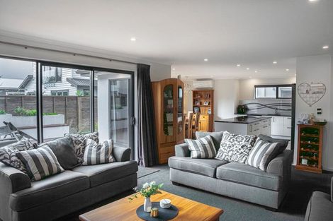 Photo of property in 87 Woburn Road, Woburn, Lower Hutt, 5010