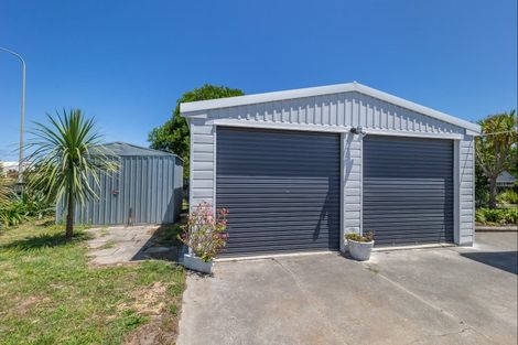 Photo of property in 38 Te Kiri Street, Himatangi Beach, Foxton, 4891