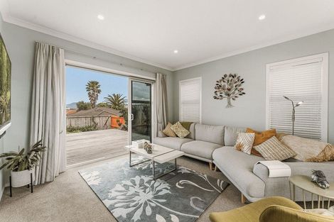 Photo of property in 37 Excelsa Place, Papamoa Beach, Papamoa, 3118