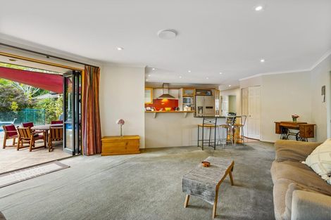 Photo of property in 34 Oakford Park Crescent, Greenhithe, Auckland, 0632