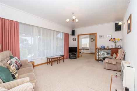 Photo of property in 1 Acacia Crescent, Glenview, Hamilton, 3206