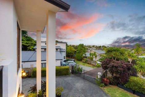 Photo of property in 36 Woodridge Avenue, Northcross, Auckland, 0630