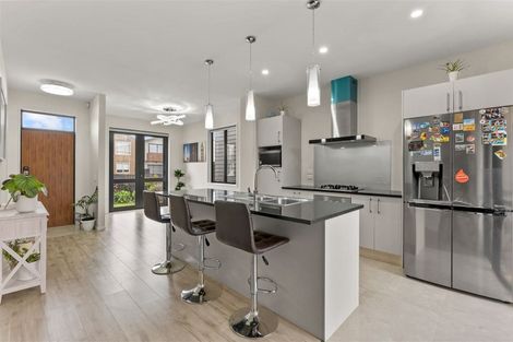 Photo of property in 5 Turehu Road, Papakura, 2110