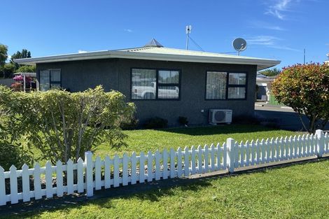 Photo of property in 41 Middle Road, Havelock North, 4130