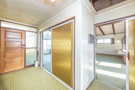 Photo of property in 75 Parkes Avenue, Saint Johns Hill, Whanganui, 4501