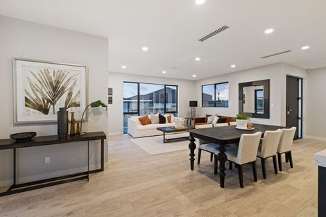 Photo of property in 28 Takurua Terrace, Orewa, 0931