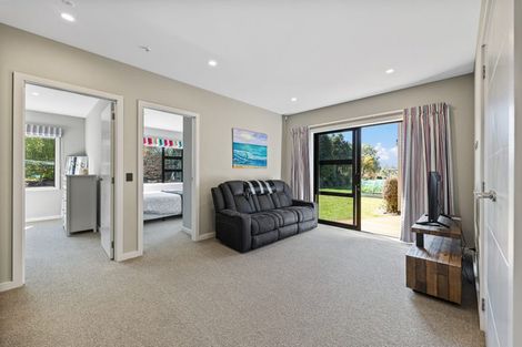 Photo of property in 67 Lomond Grove, Acacia Bay, Taupo, 3385