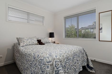 Photo of property in 10 Vista Close, Omokoroa, 3114